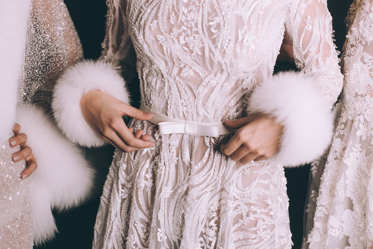 小舞臺上的璀璨之星,尕演員的故事